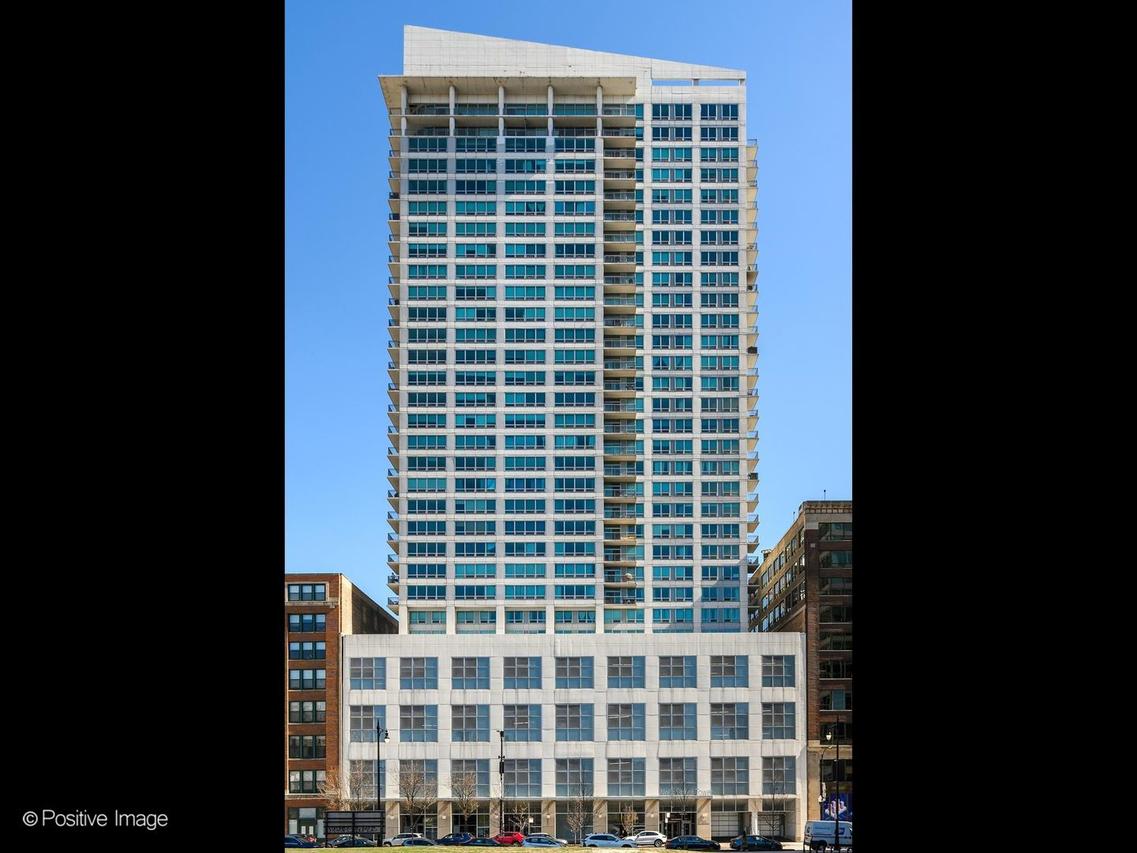 701 S Wells St. #3306, Chicago, IL 60607
