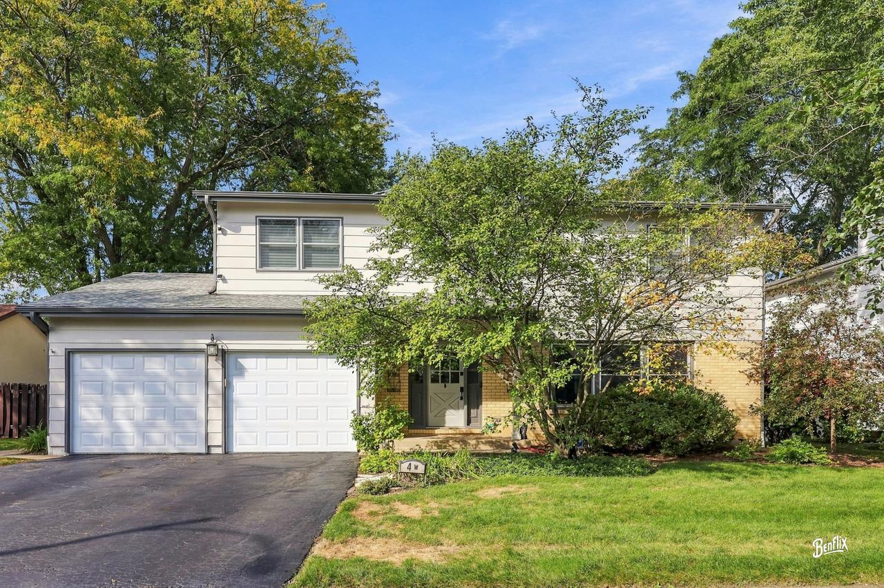 4 W Suffield Dr., Arlington Heights, IL 60004