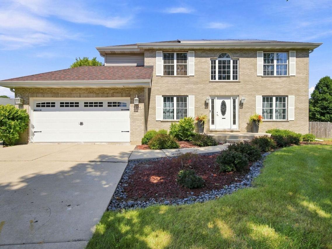 1304 Galway Rd., Joliet, IL 60431