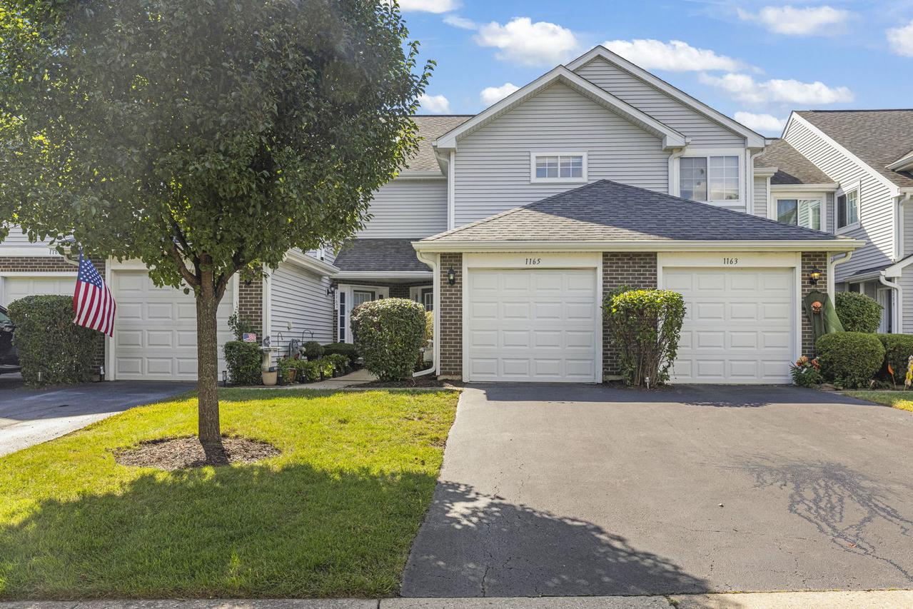 1165 E Cambria Ln., Lombard, IL 60148