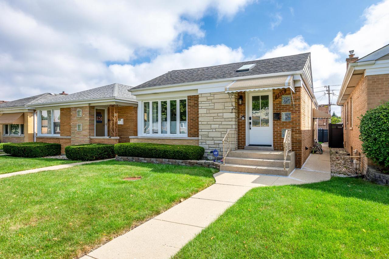 7315 N Oconto Ave., Chicago, IL 60631