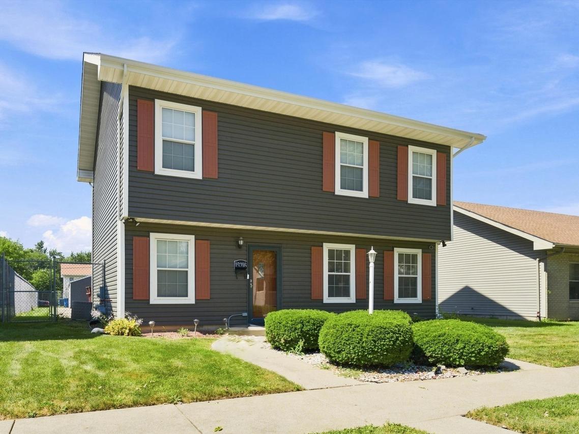 15216 Myrtle Ave., Harvey, IL 60426