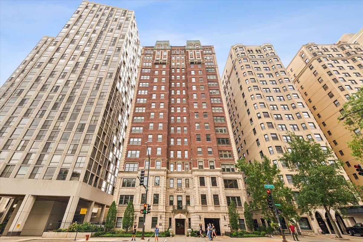 399 W Fullerton Pkwy. #3W, Chicago, IL 60614