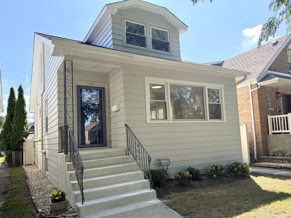 5747 N Melvina Ave., Chicago, IL 60646