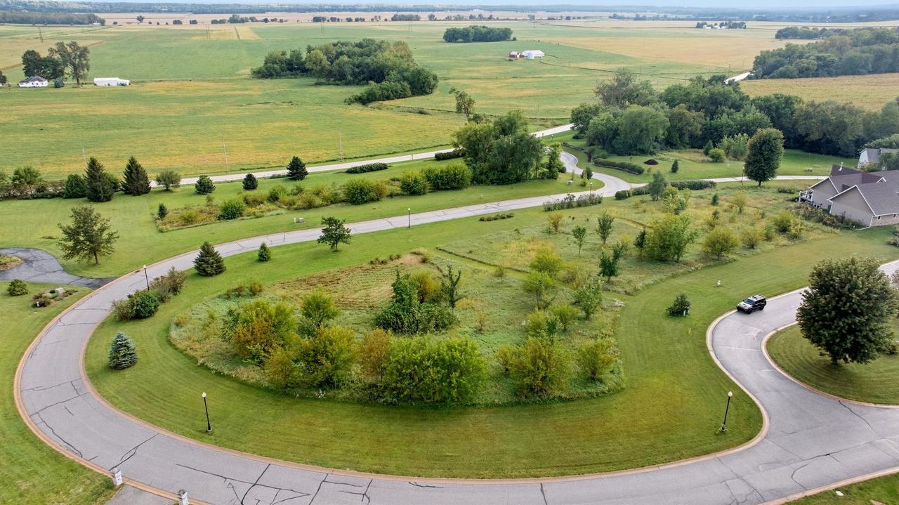 4000 229th Street Cir., Port Byron, IL 61275