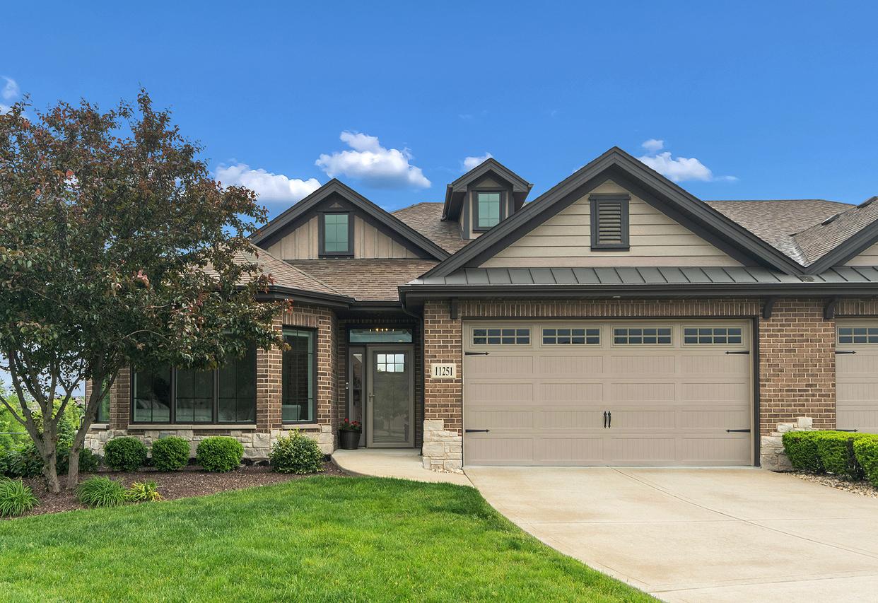 11251 Pinecrest Ct., Orland Park, IL 60467