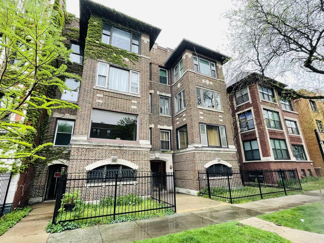 5117 S University Ave. #2B, Chicago, IL 60615