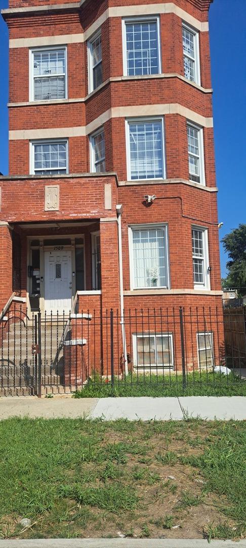 1509 S Kedvale Ave., Chicago, IL 60623