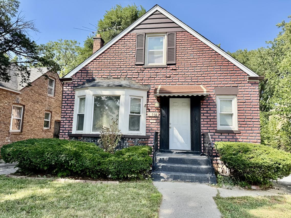 10538 S Aberdeen St., Chicago, IL 60643