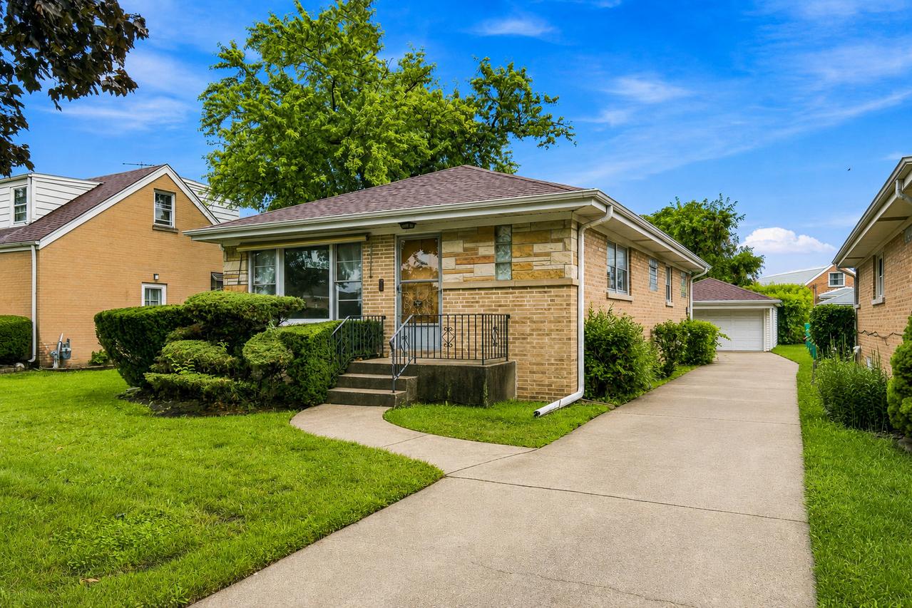7321 N Nora Ave., Niles, IL 60714