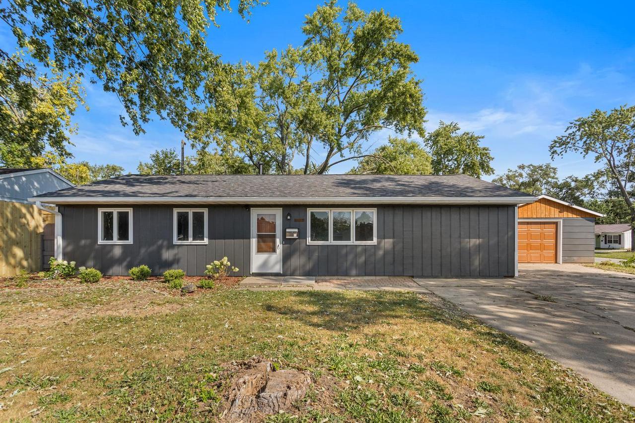 2424 E Washington Dr., Urbana, IL 61802