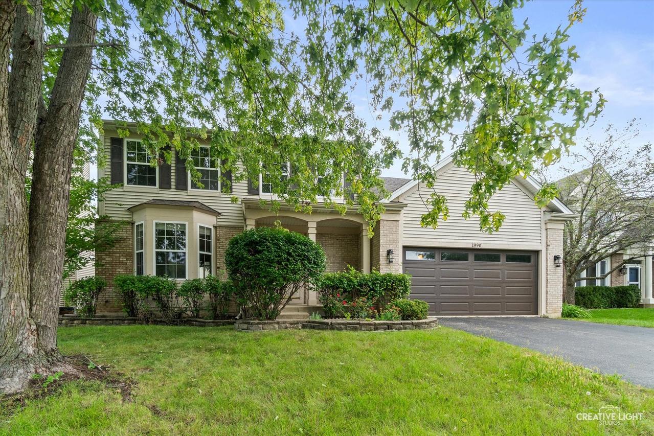 1990 Summerlin Dr., Aurora, IL 60503