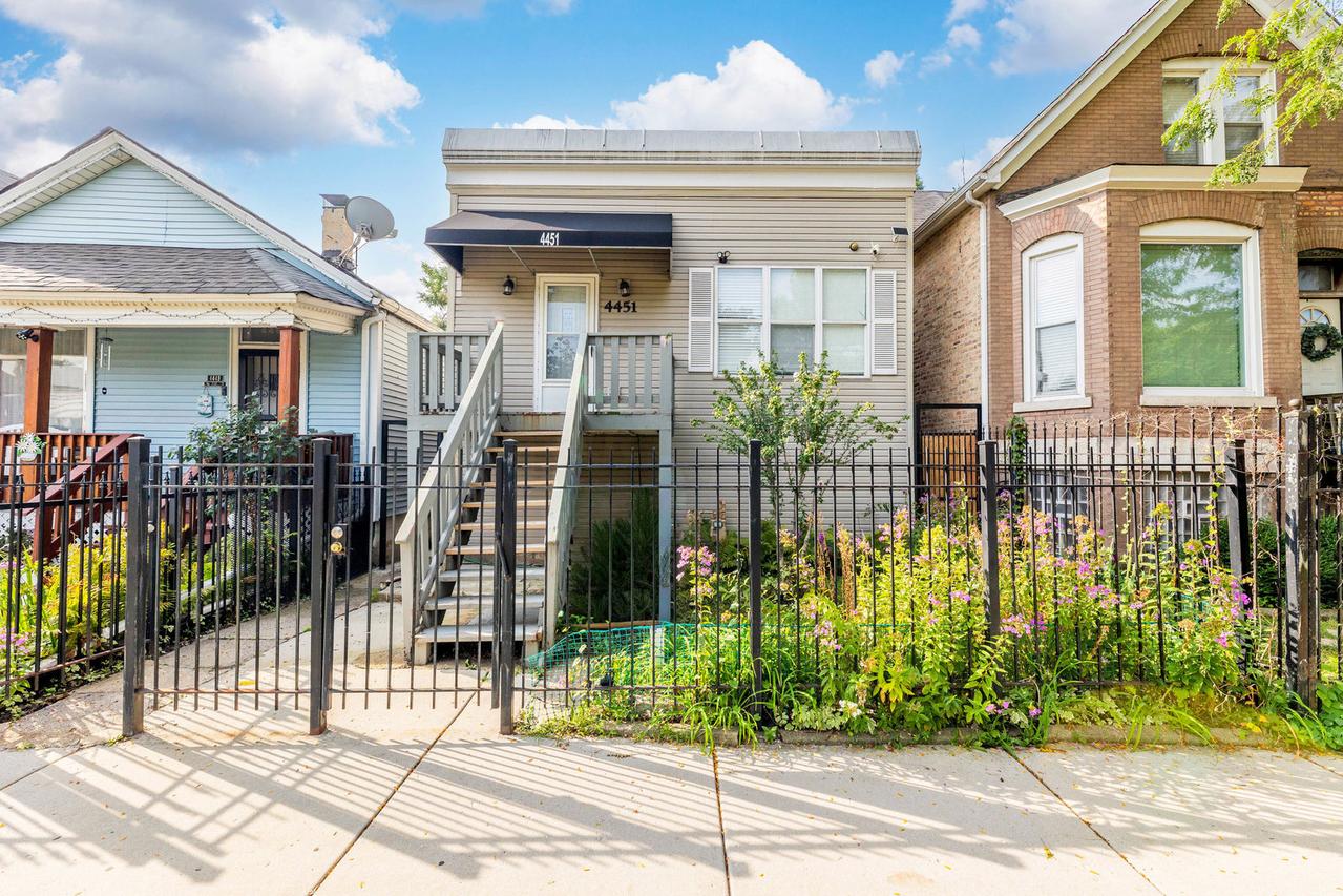 4451 W Wilcox St., Chicago, IL 60624