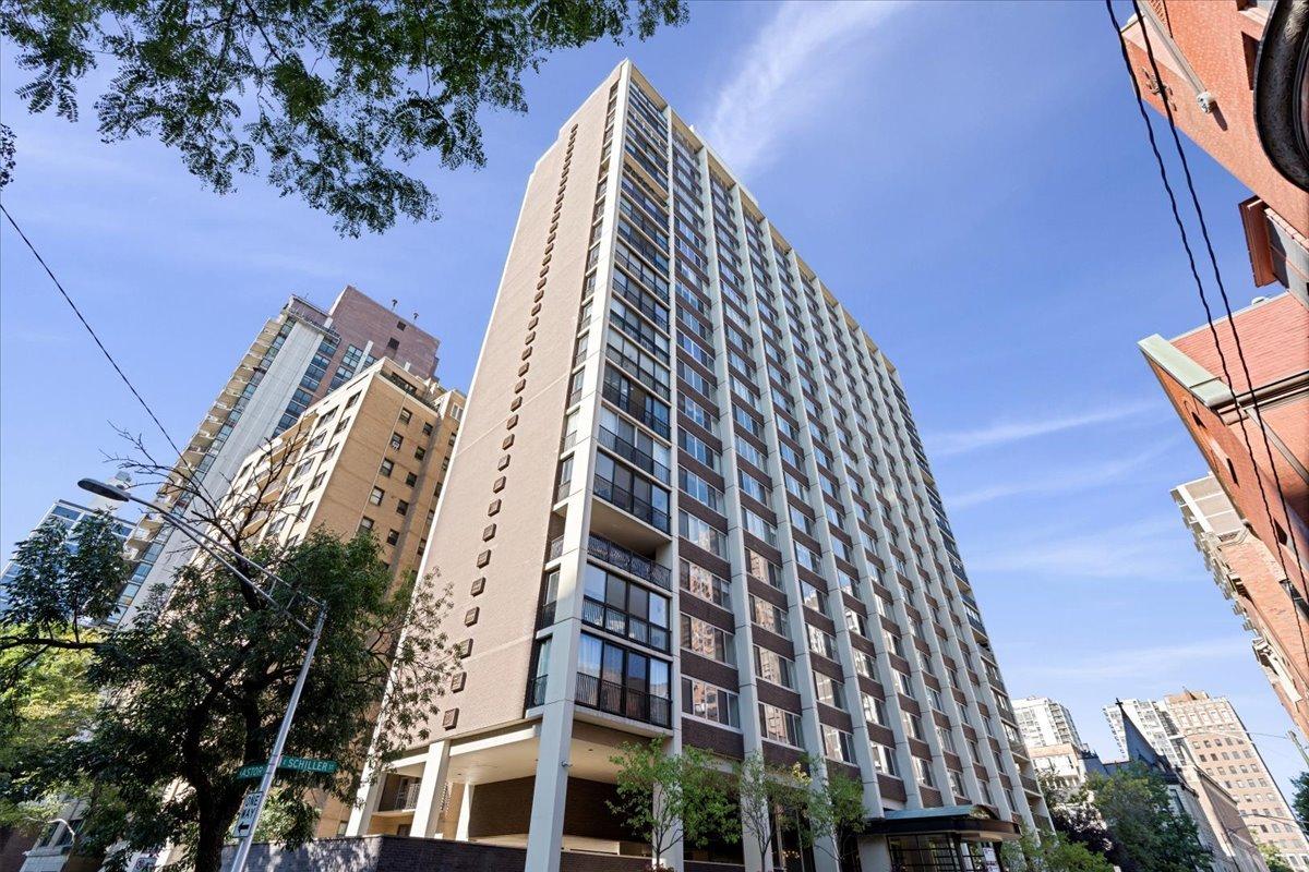 1 E Schiller St. #16C, Chicago, IL 60610