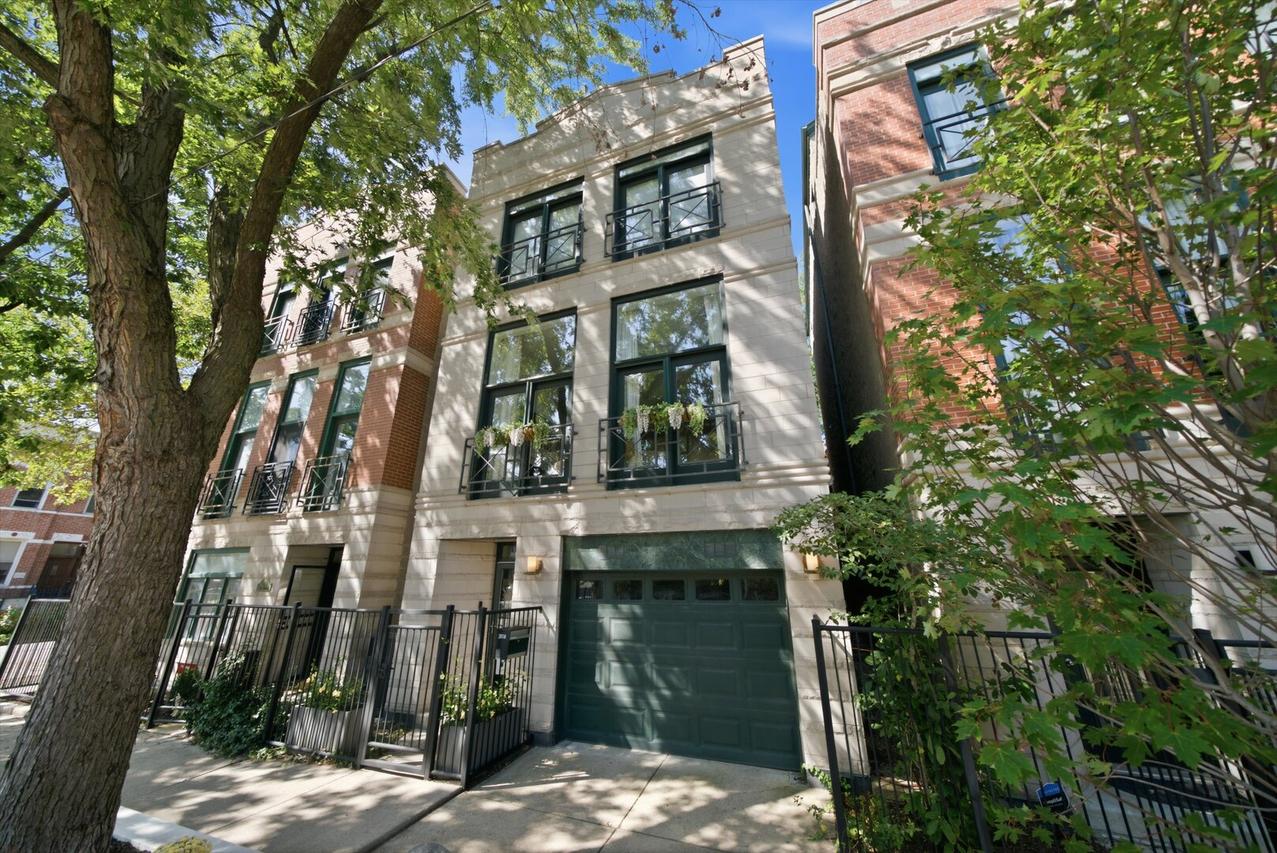 1856 W Superior St., Chicago, IL 60622