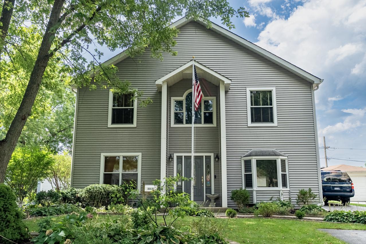 3305 Pheasant Dr., Rolling Meadows, IL 60008