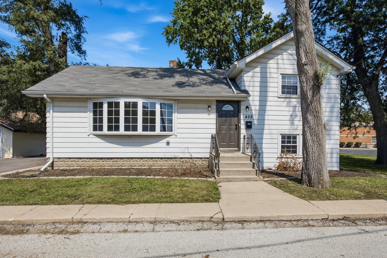 428 E 156th Pl., South Holland, IL 60473