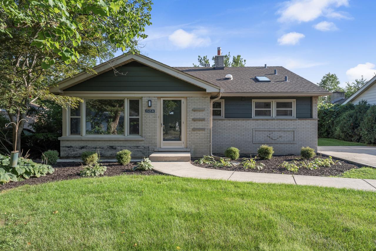 1505 W Euclid Ave., Arlington Heights, IL 60005