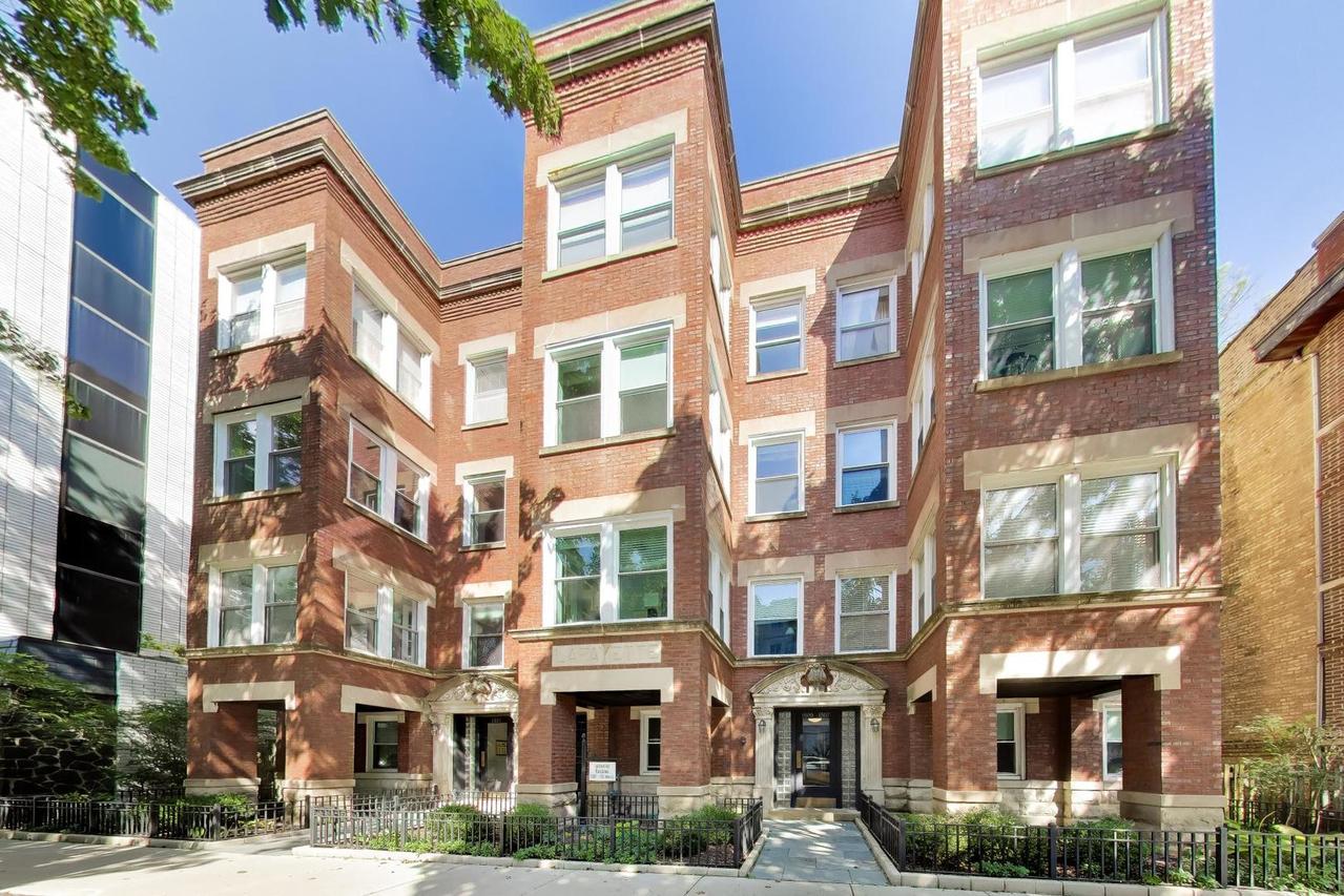 1507 Maple Ave. #1, Evanston, IL 60201