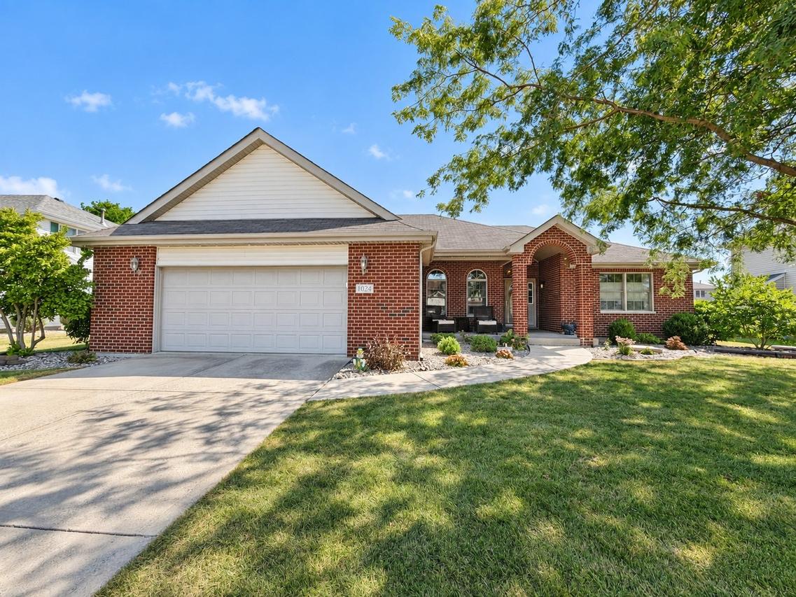 1024 Southcreek Dr., Manteno, IL 60950