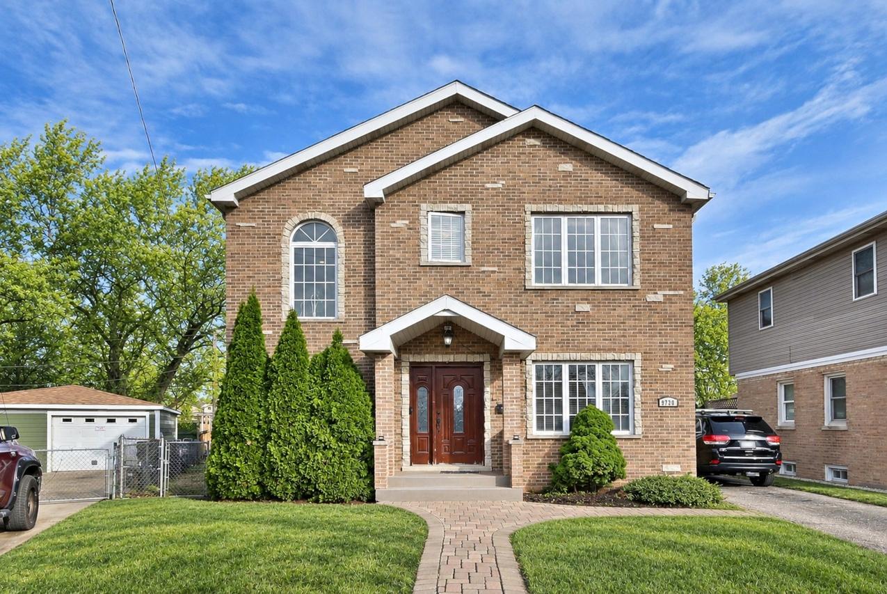 9730 Reeves Ct., Franklin Park, IL 60131