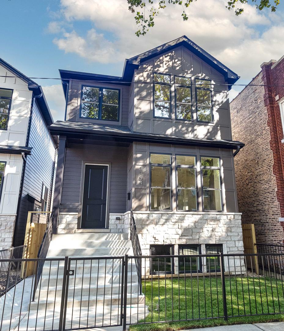 3754 W Sunnyside Ave., Chicago, IL 60625