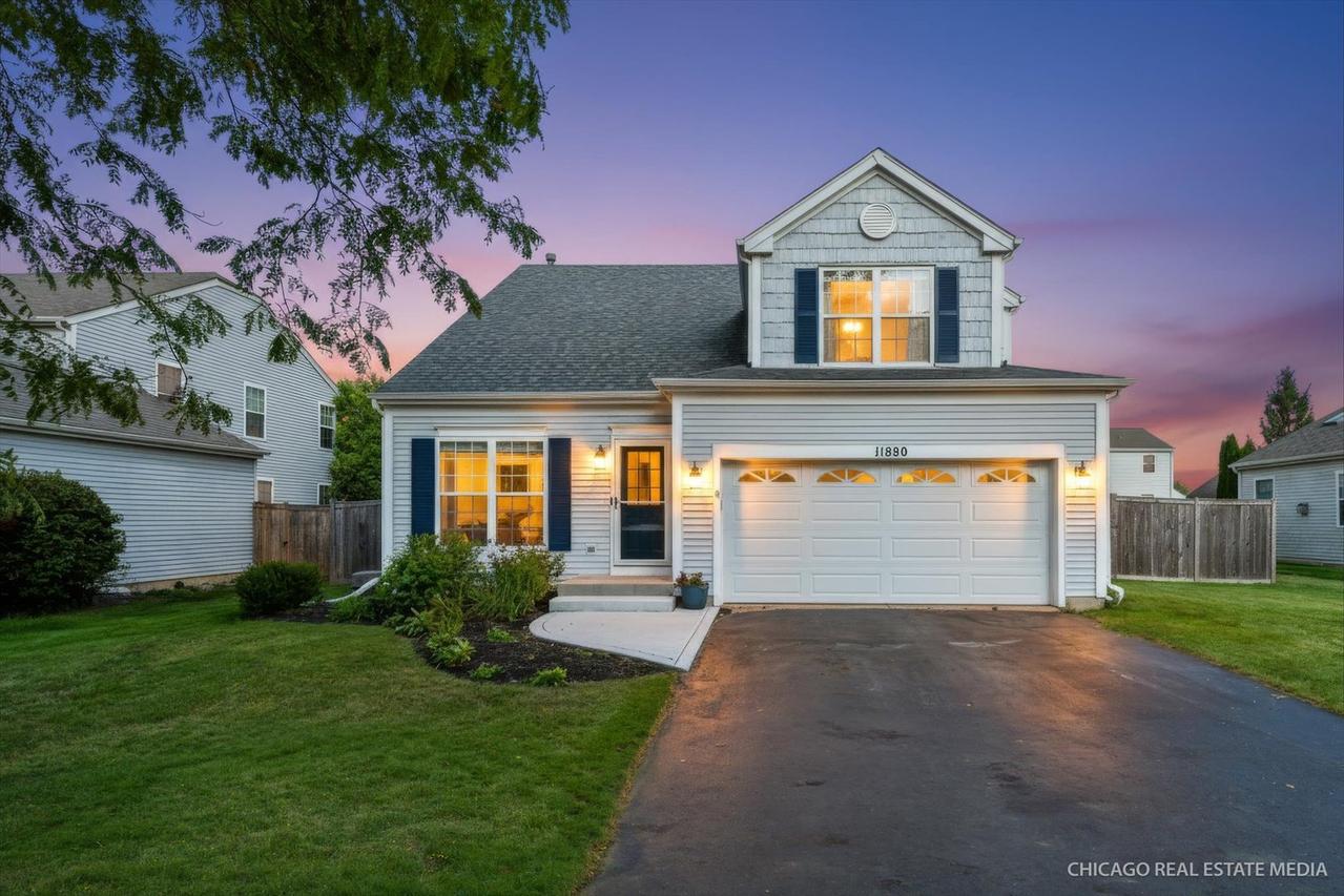 11880 Blue Bayou Dr., Huntley, IL 60142