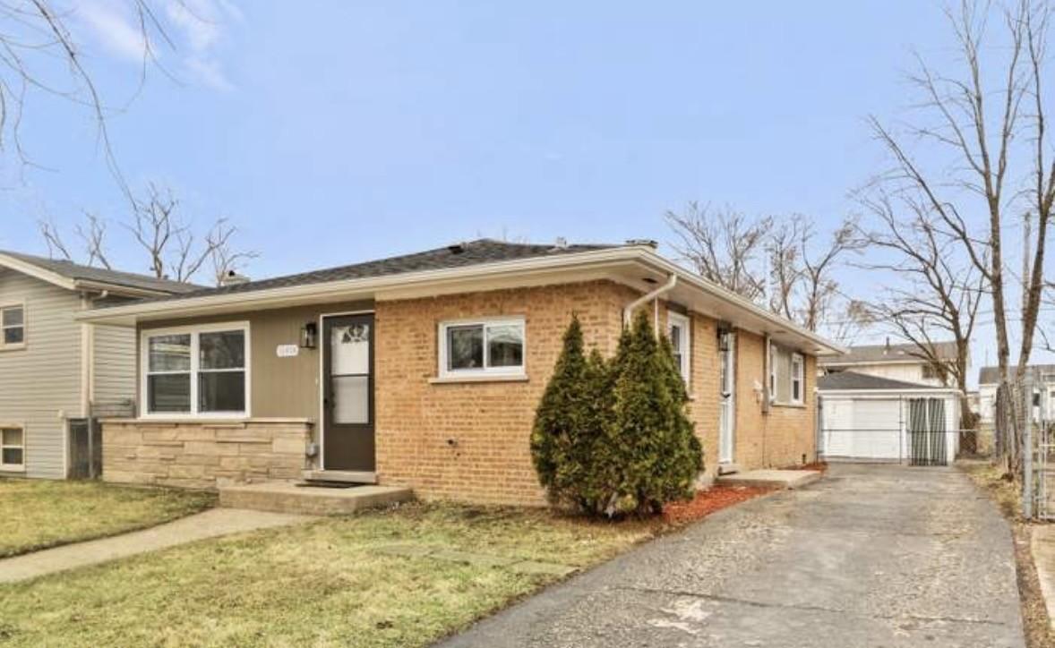 16454 Winchester Ave., Markham, IL 60428