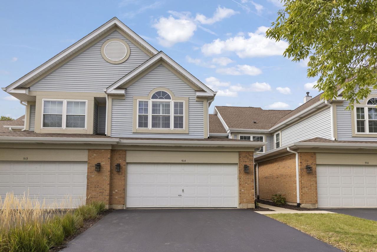 314 Cimarron Rd., Lombard, IL 60148