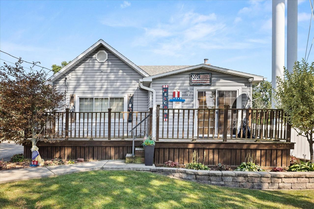 807 N Otter Creek Rd., Streator, IL 61364