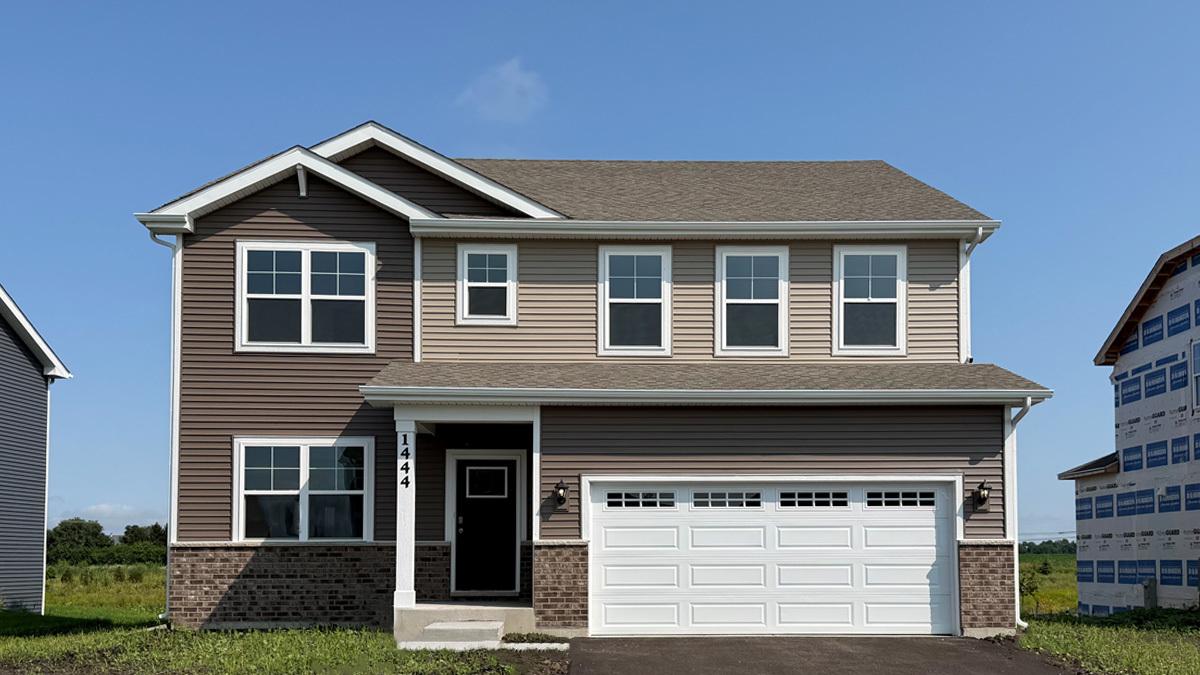 1444 Vintage Dr., Oswego, IL 60543