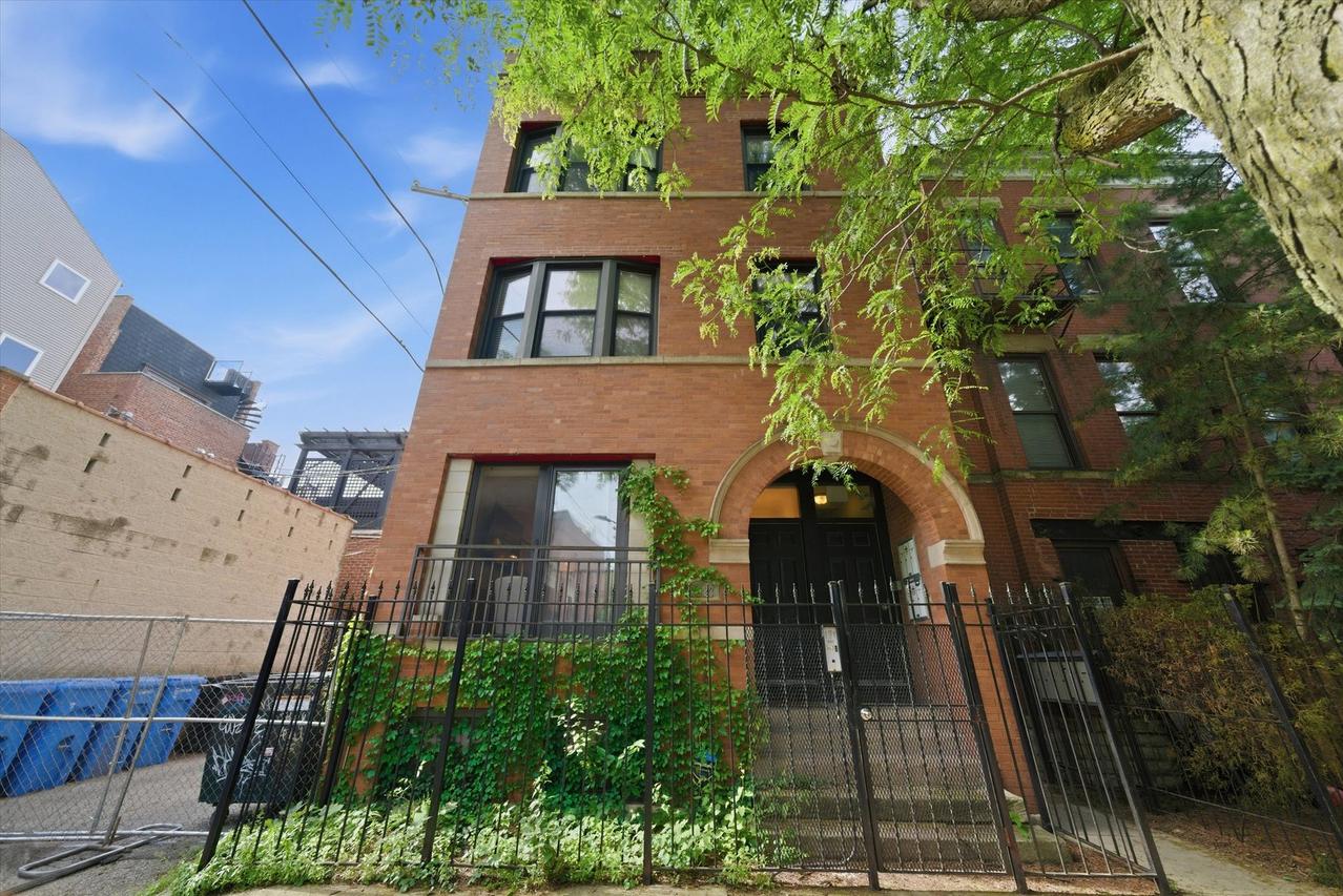 2013 W Crystal St. #1F, Chicago, IL 60622