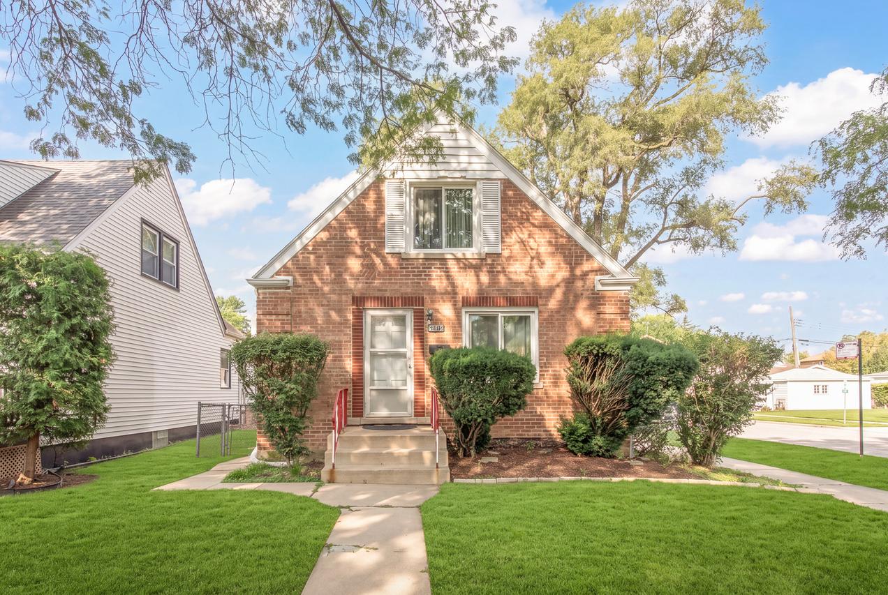 3354 N Paris Ave., Chicago, IL 60634