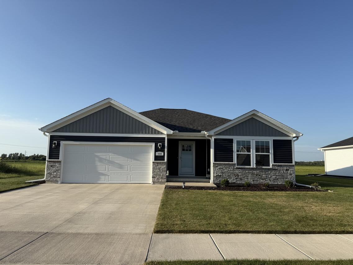 609 34th St., Peru, IL 61354