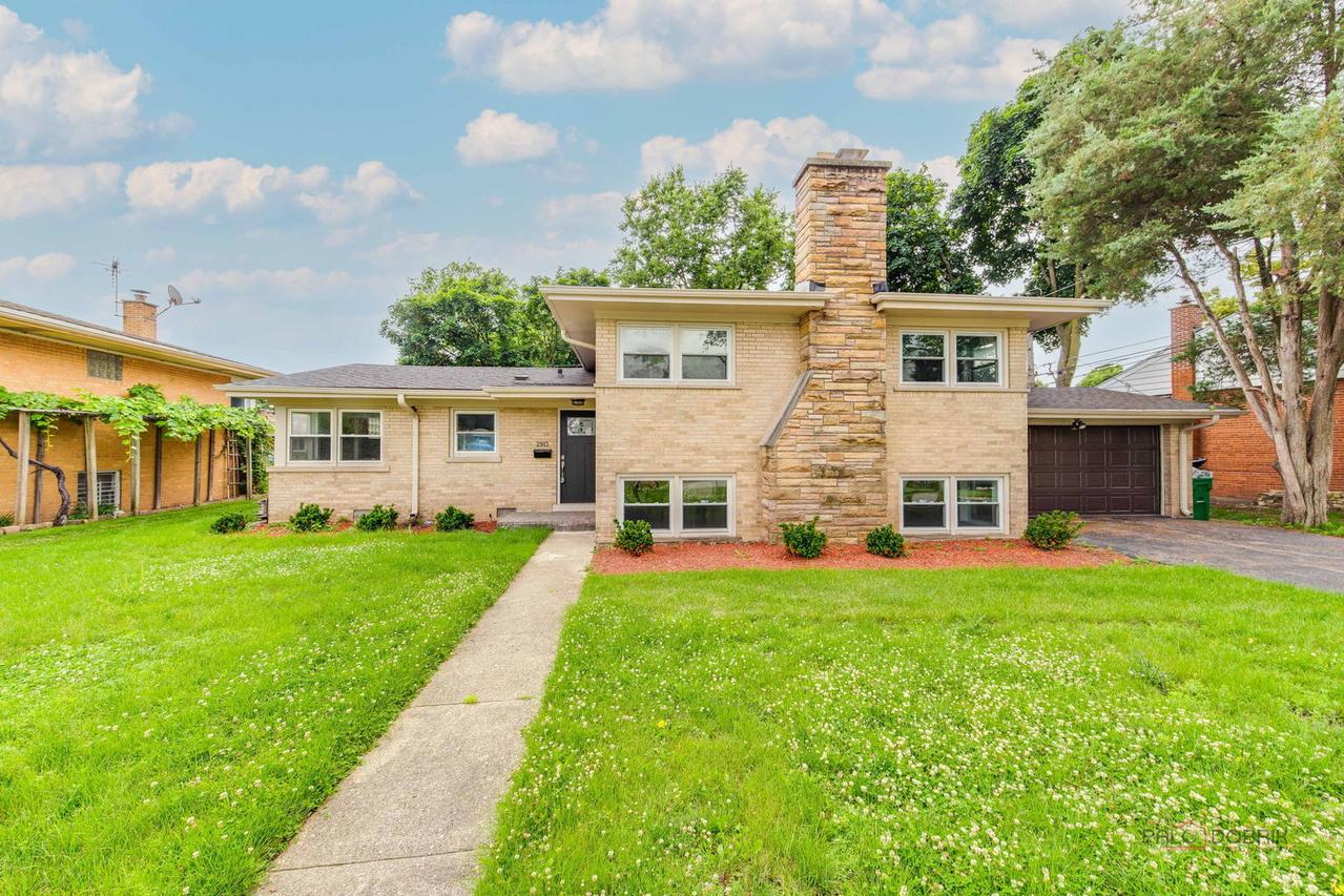 2913 W Sibley St., Park Ridge, IL 60068
