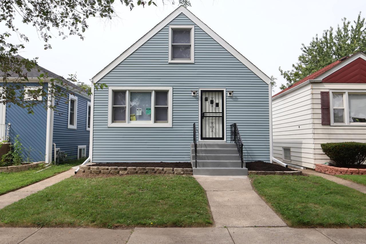12414 S Aberdeen St., Calumet Park, IL 60827