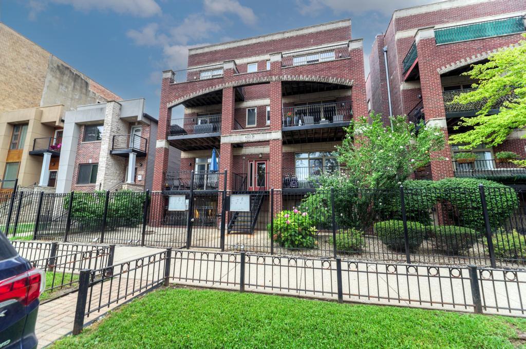 4222 S King Dr. #1S, Chicago, IL 60653