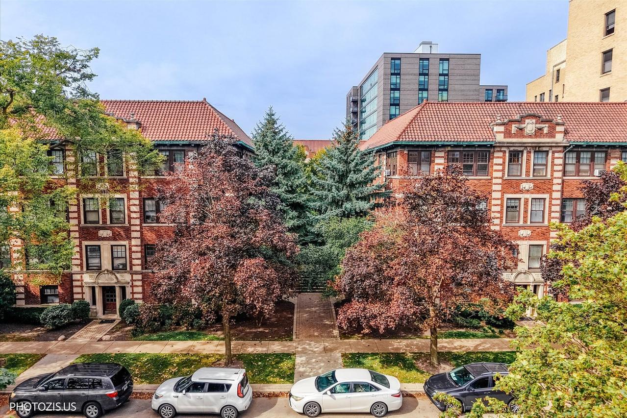 846 Hinman Ave. #2, Evanston, IL 60202
