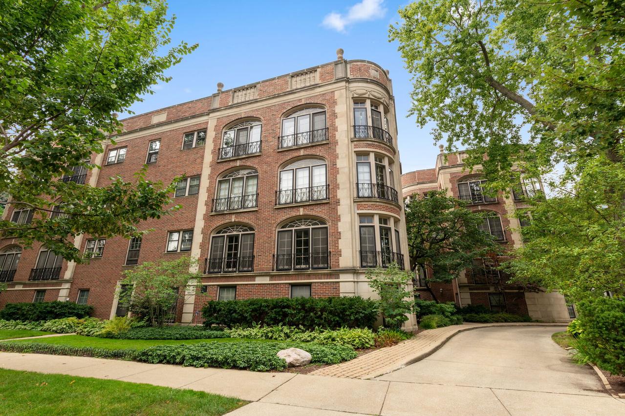 946 Michigan Ave. #3C, Evanston, IL 60202