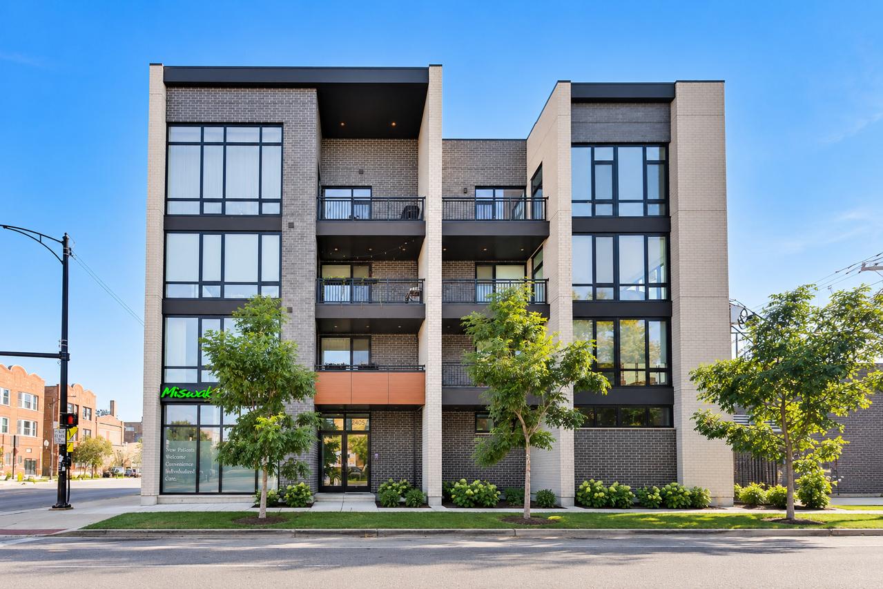 2405 W Iowa St. #402, Chicago, IL 60622