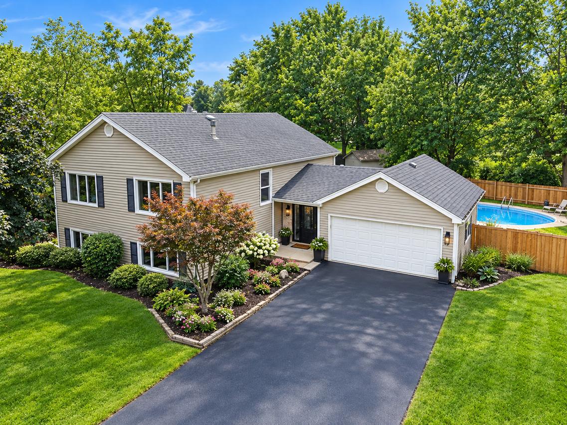 805 Indigo Ct., Lake Zurich, IL 60047