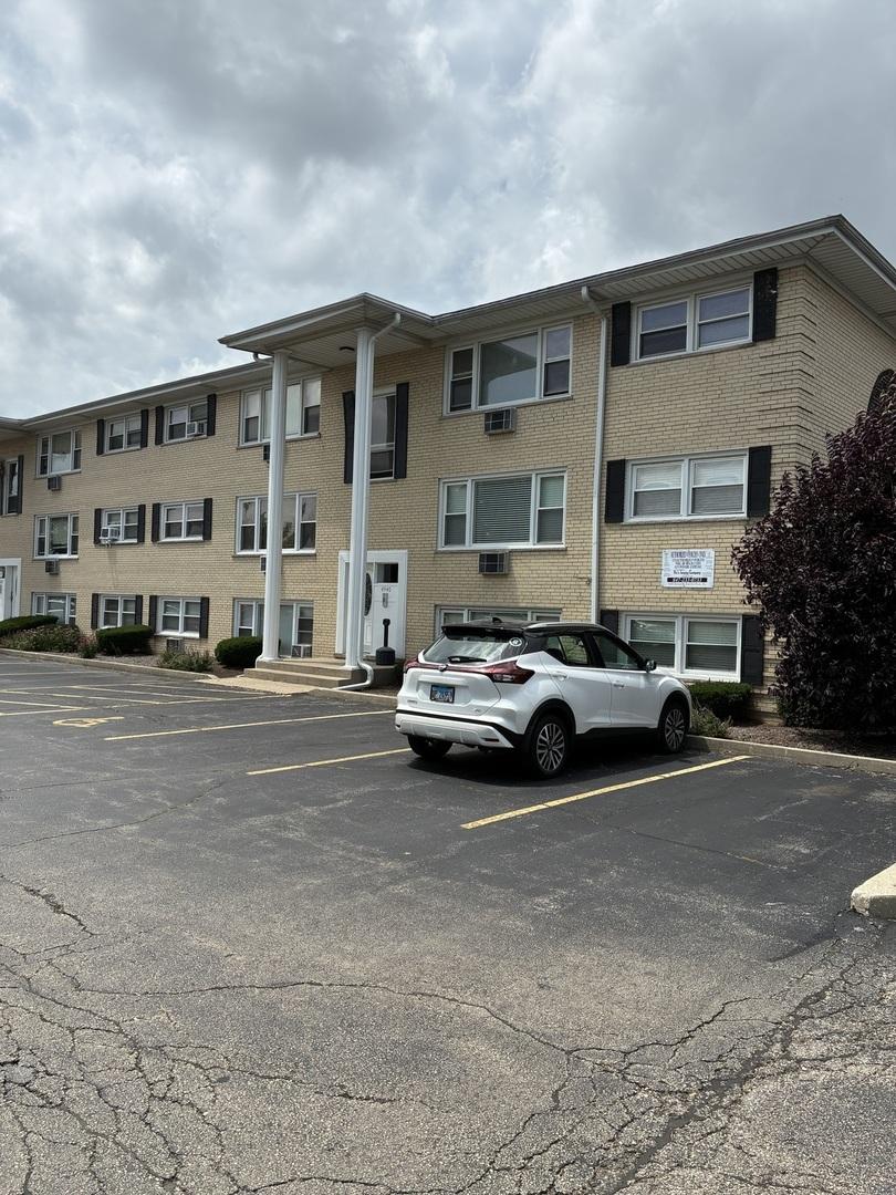 5043 N East River Rd. #1A, Norridge, IL 60706
