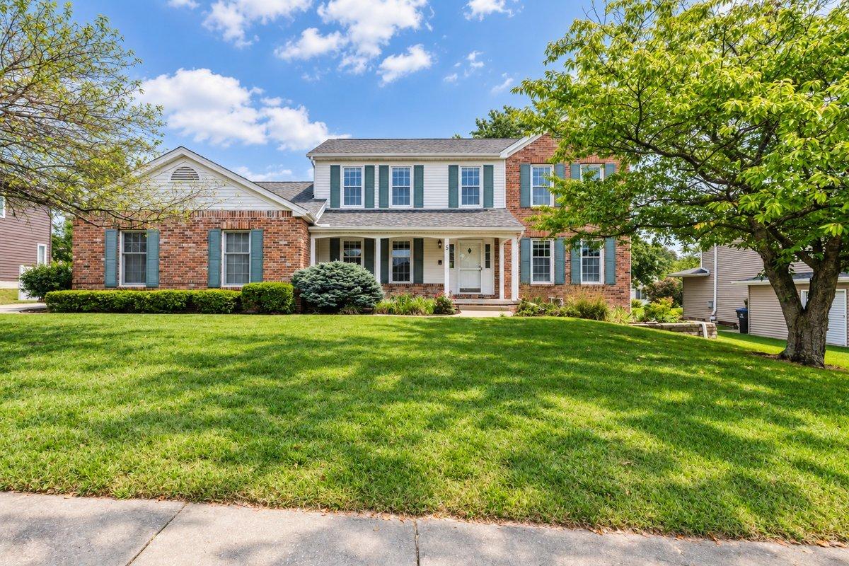5 Cobblestone Ct., Bloomington, IL 61704