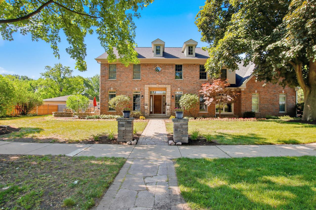 2341 Catherine St., Northbrook, IL 60062