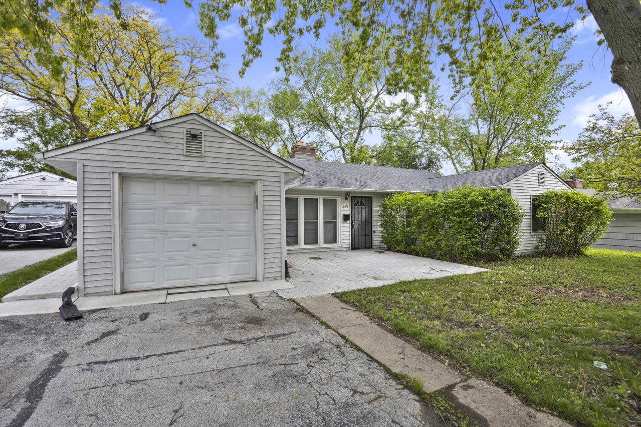 348 Niagara St., Park Forest, IL 60466