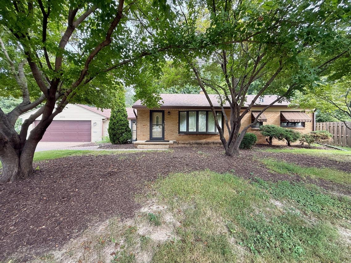 2905 31st Ave., Rock Island, IL 61201