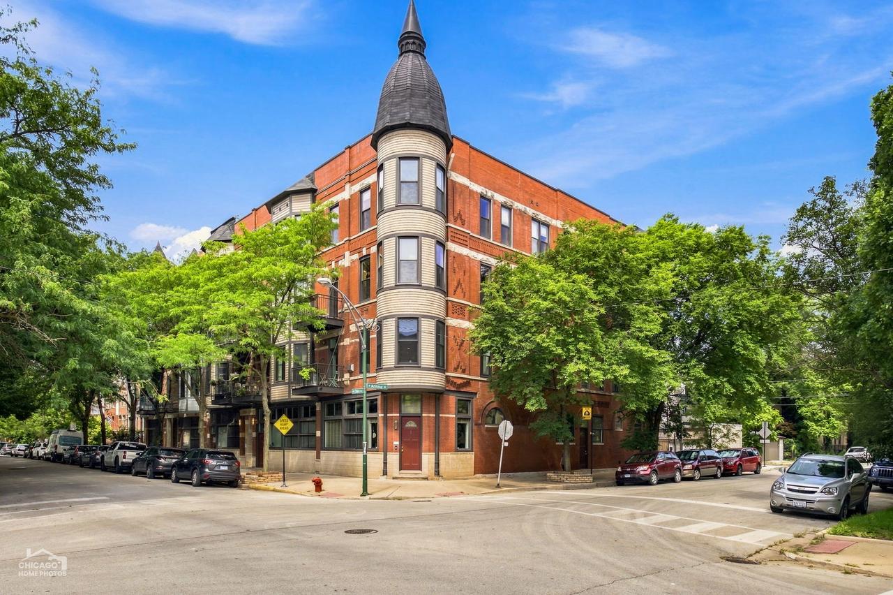 1500 W Ohio St. #2F, Chicago, IL 60642