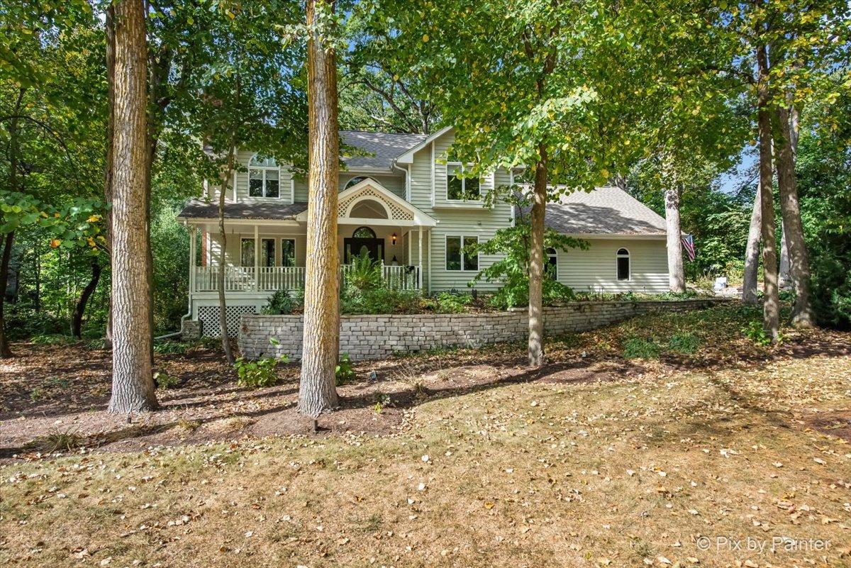 42W142 Ravine Dr., St. Charles, IL 60175