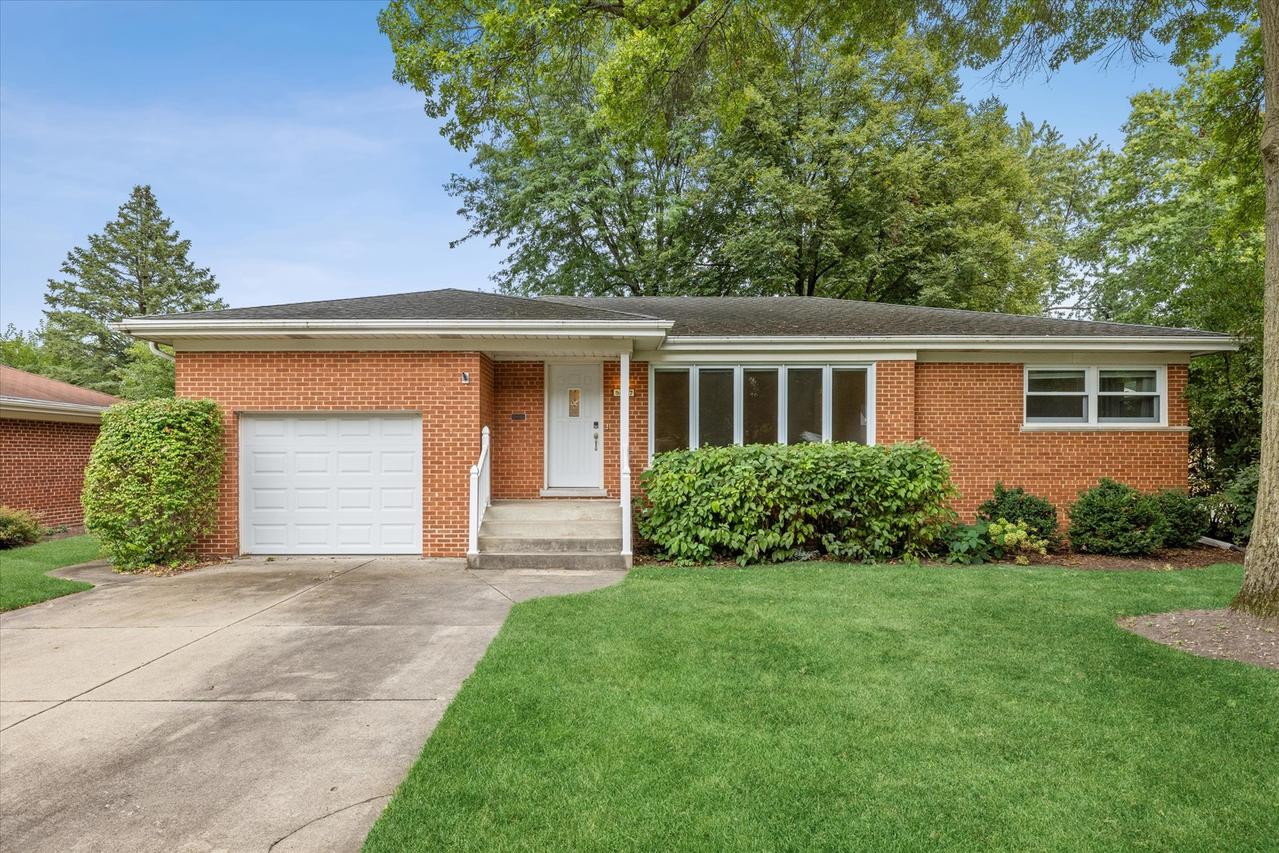 507 S Donald Ave., Arlington Heights, IL 60004
