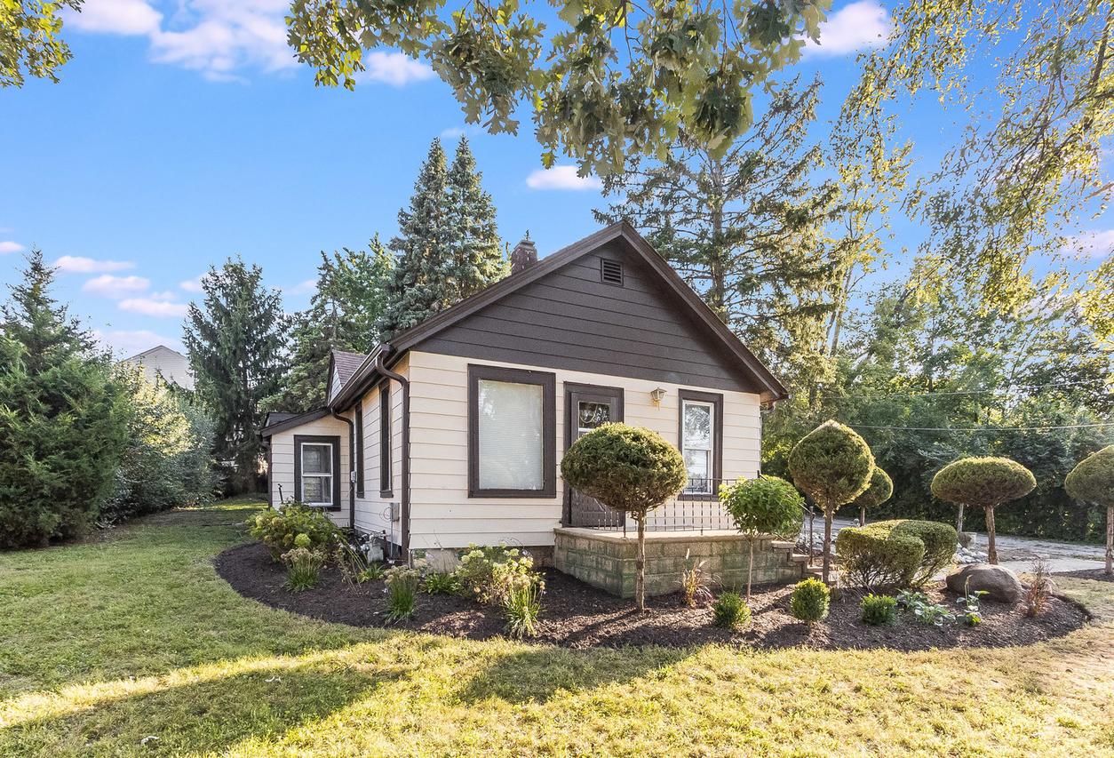 181 Montgomery Rd., Montgomery, IL 60538